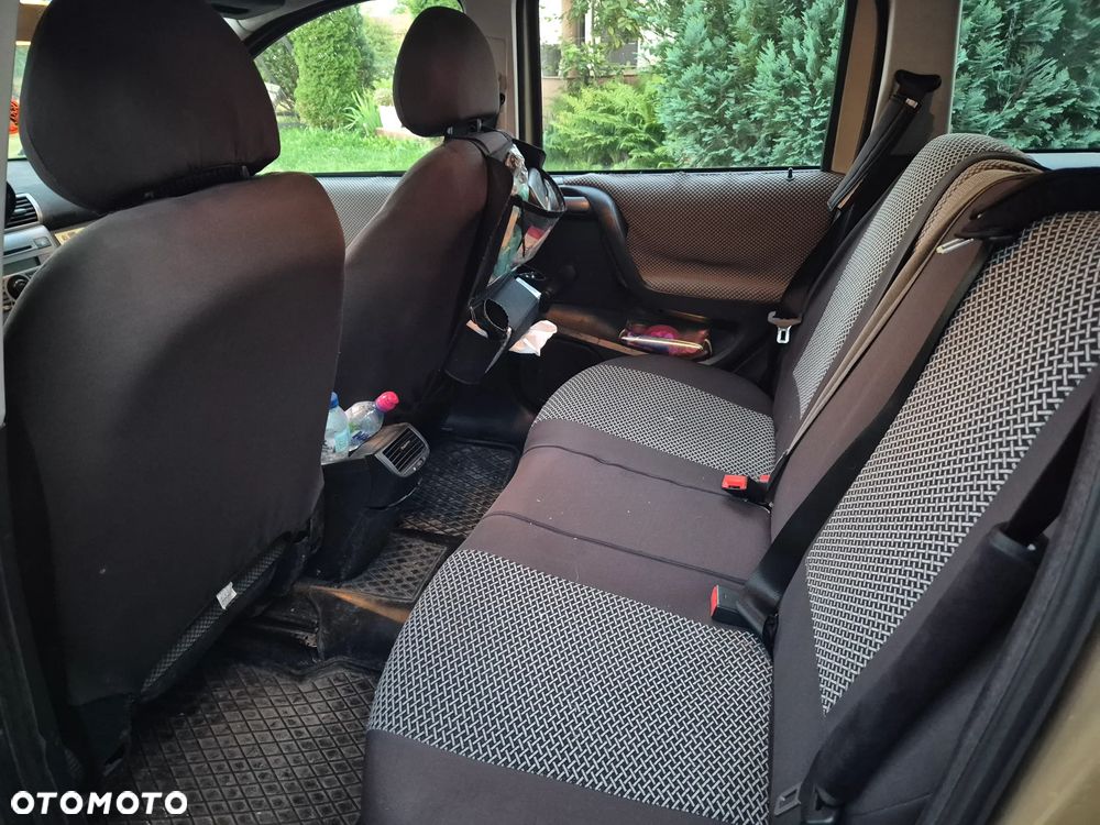 Fiat Stilo Multi Wagon 1.9 JTD 115 - 11