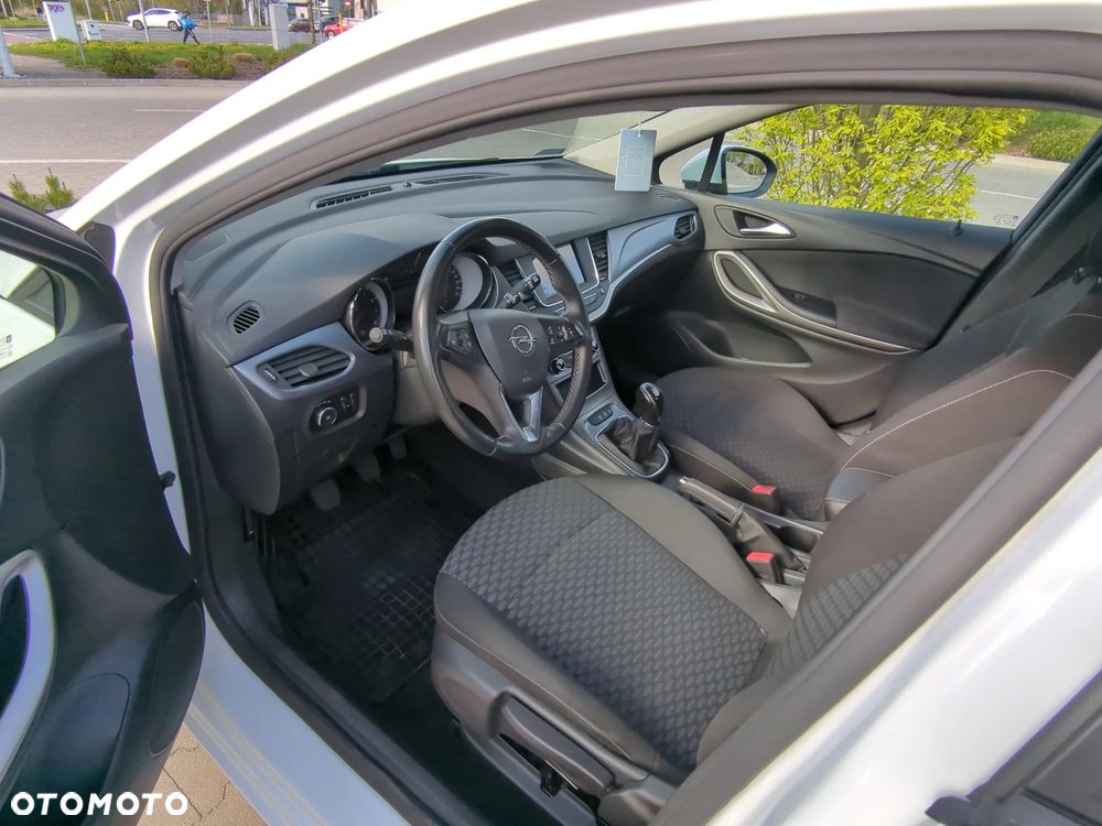 Opel Astra 1.2 T S&S - 8