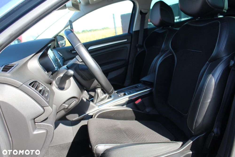 Renault Megane ENERGY TCe 130 INTENS - 20