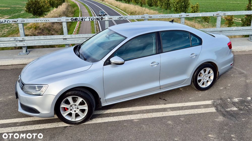 Volkswagen Jetta 1.6 TDI DPF Comfortline DSG - 7