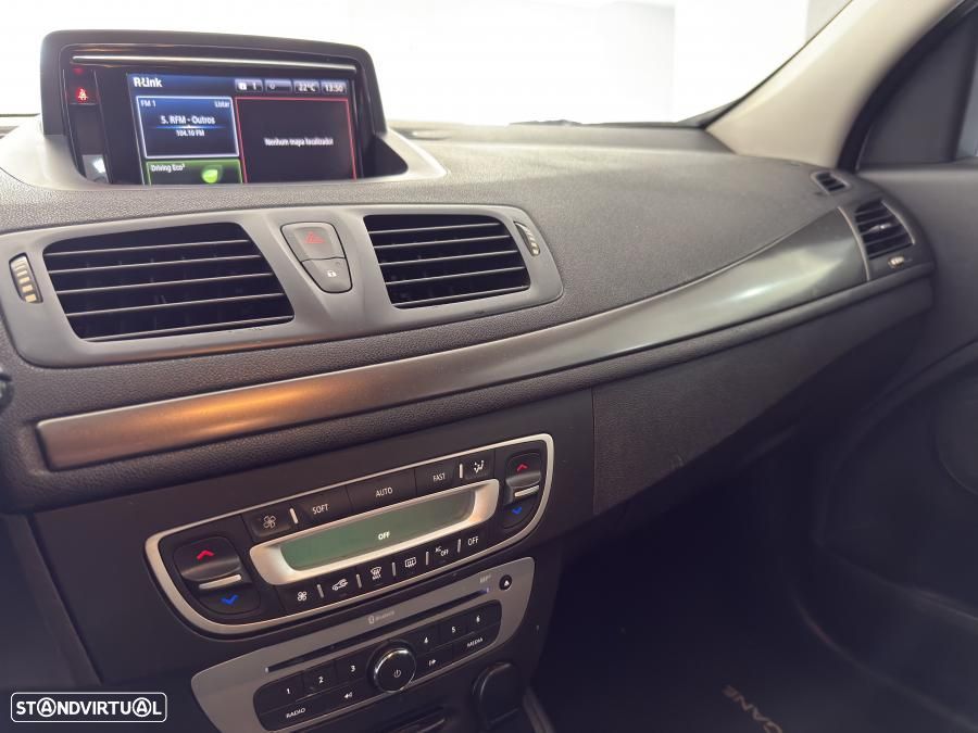 Renault Mégane Sport Tourer 1.5 dCi Dynamique SS - 11