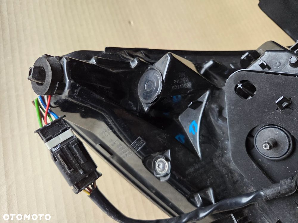 Lampa prawa tylna tył Peugeot 3008 II LIFT - 8