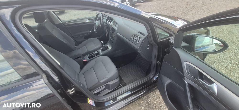 Volkswagen Golf - 7