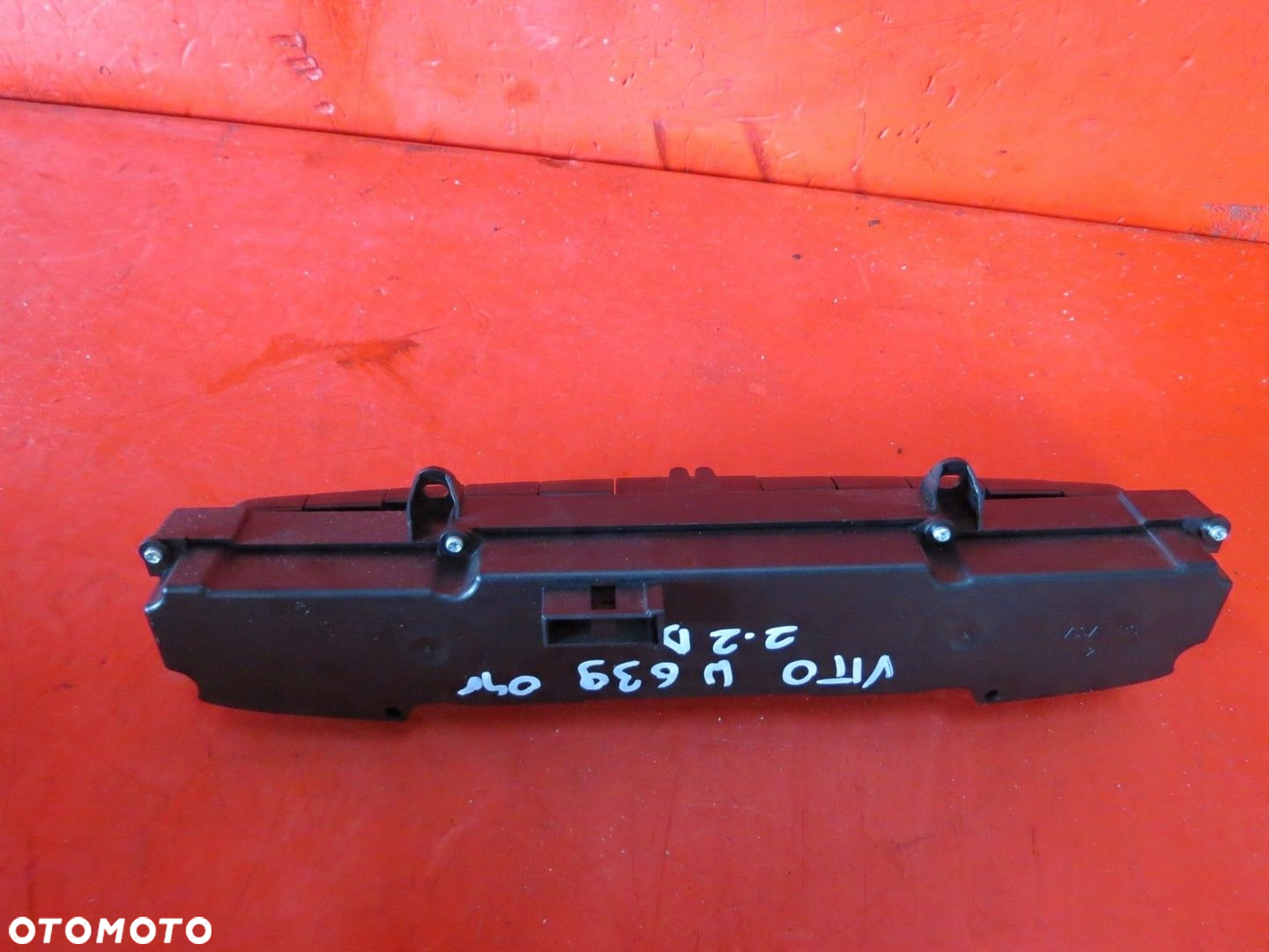 MERCEDES W639 VITO PANEL ŚWIATEŁ AWARYJNYCH ASR - 2