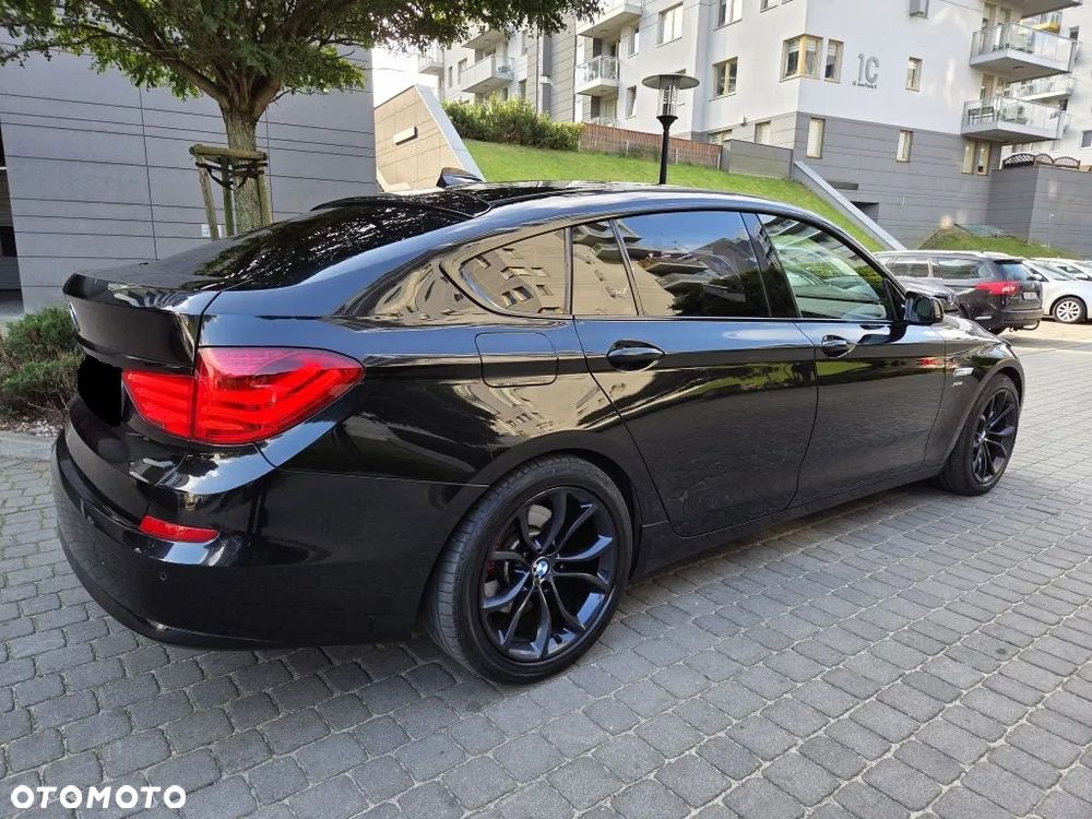 BMW 5GT - 5