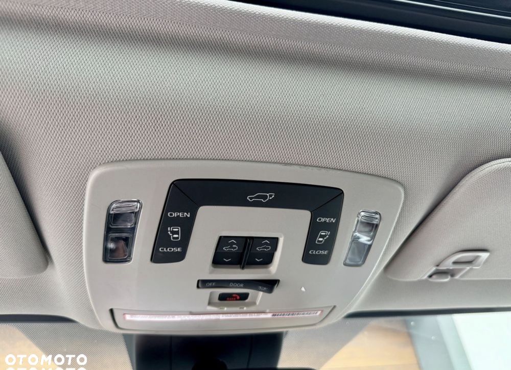 Toyota Sienna - 27