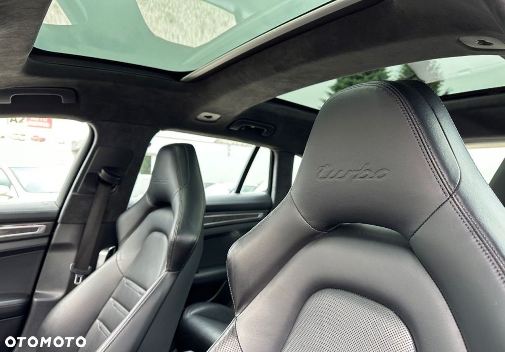 Porsche Panamera - 9