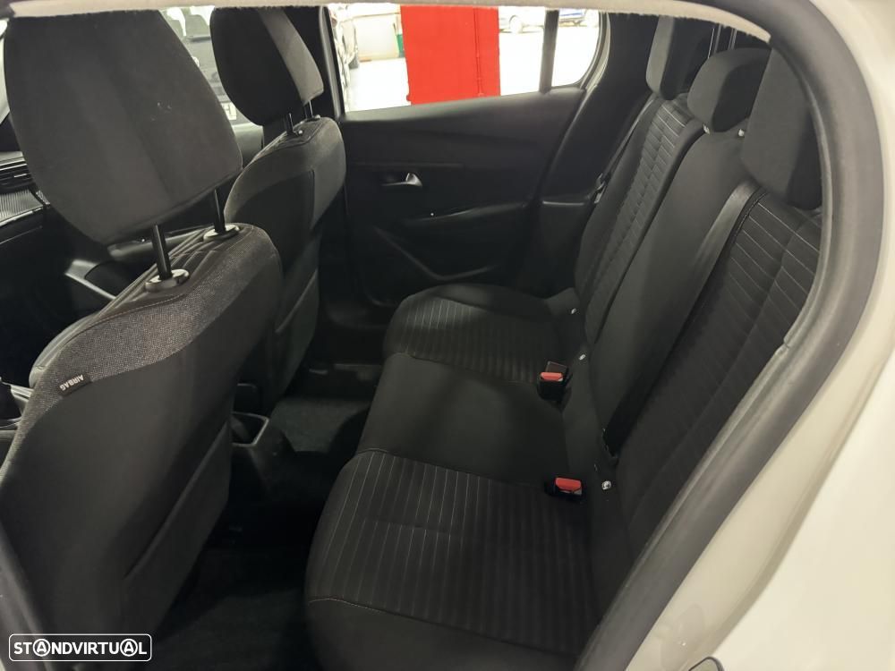Peugeot 208 1.2 PureTech GT - 44