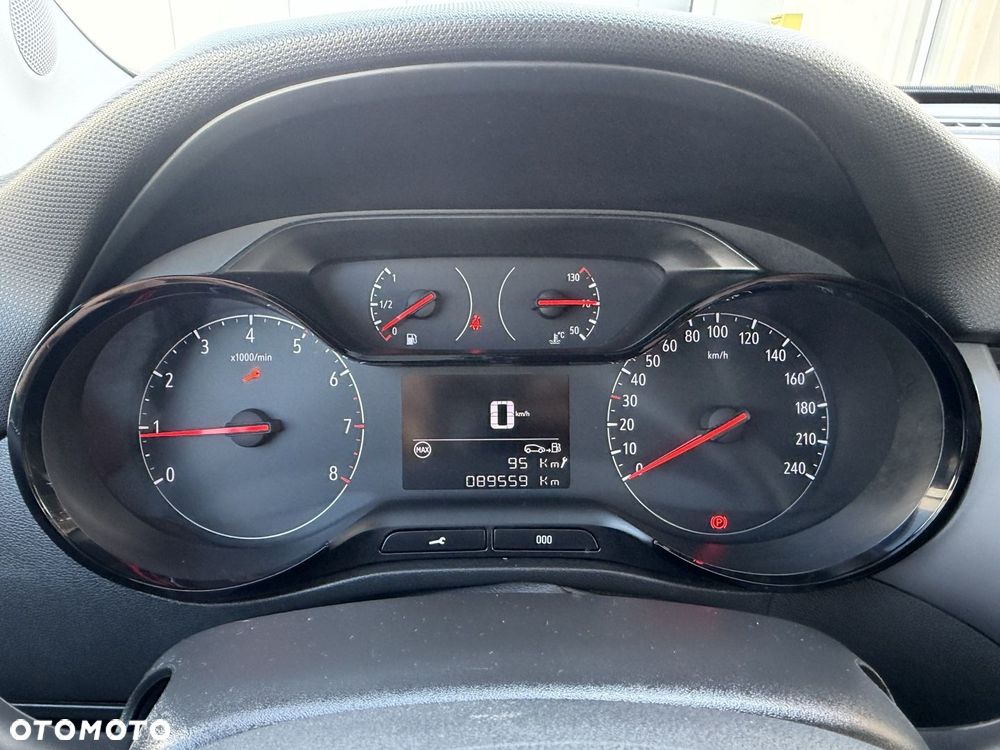 Opel Crossland X - 14