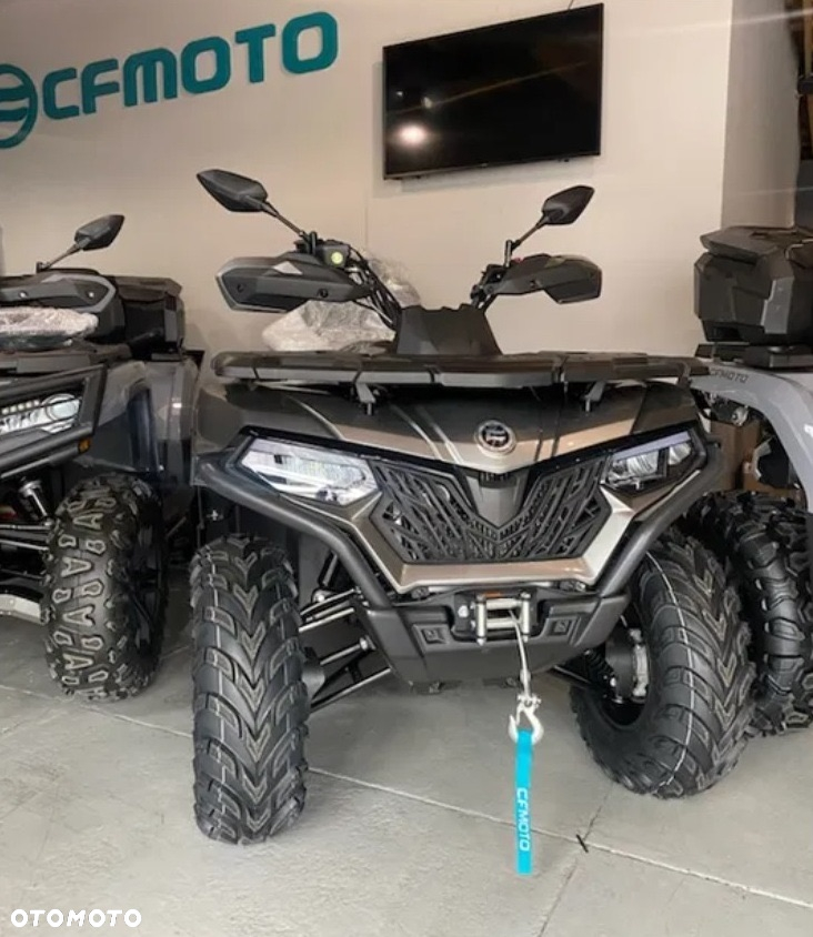 CFMoto CForce - 10