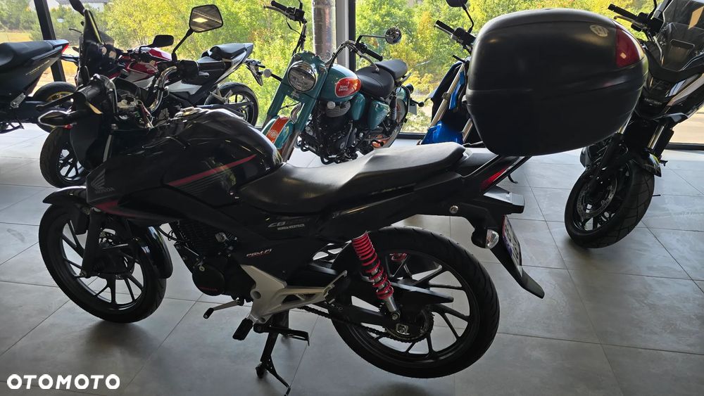 Honda CBF - 12