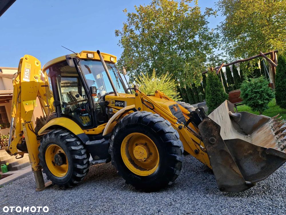 JCB 4CX - 11
