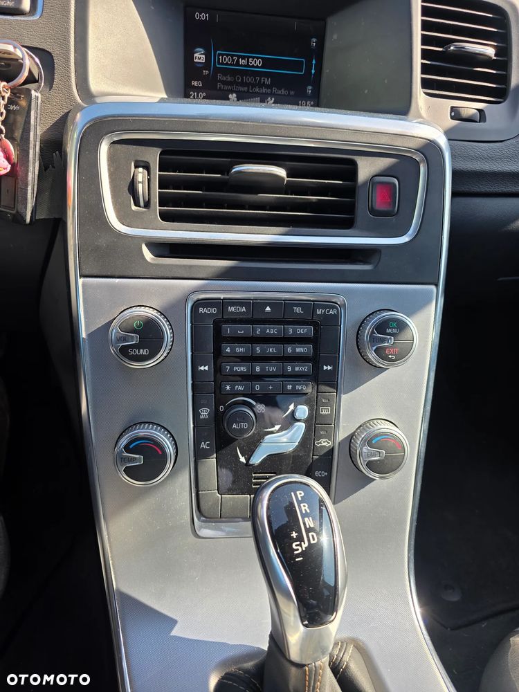 Volvo S60 T3 Geartronic Kinetic - 9