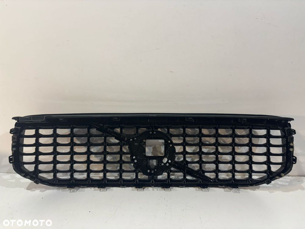 VOLVO XC40 R 23- Grill / Atrapa chłodnicy - 17765 - 7