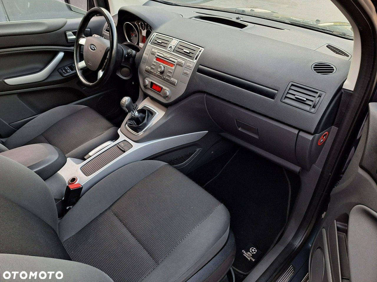 Ford Kuga - 7
