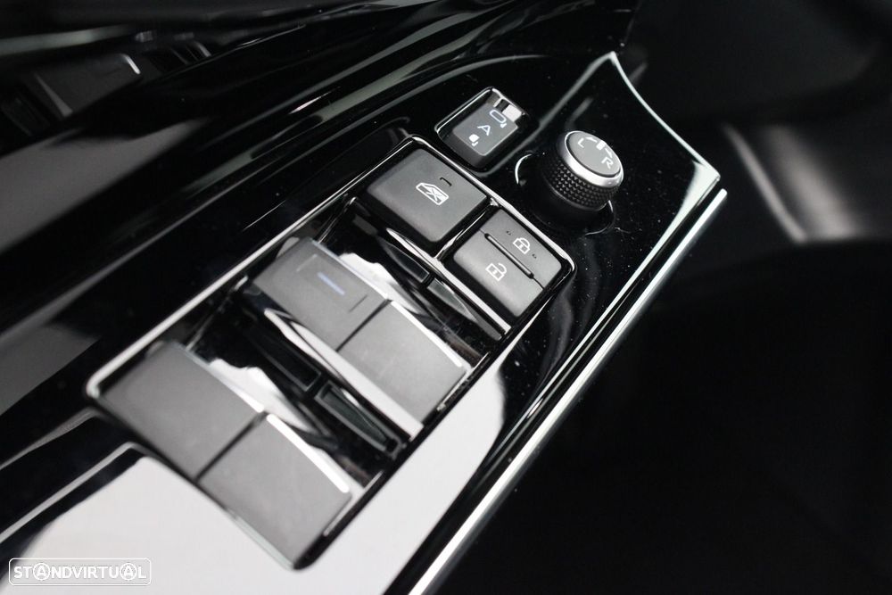 Toyota bZ4X 71,4 kWh Exclusive - 28