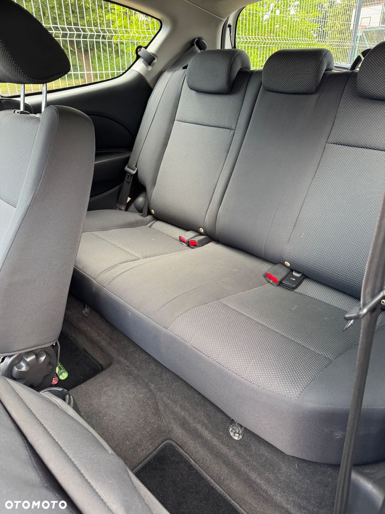 Chevrolet Aveo - 11