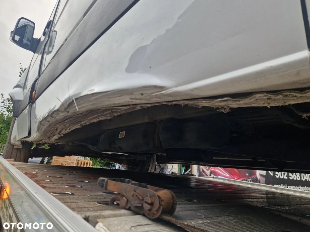Mercedes-Benz SPRINTER - 28