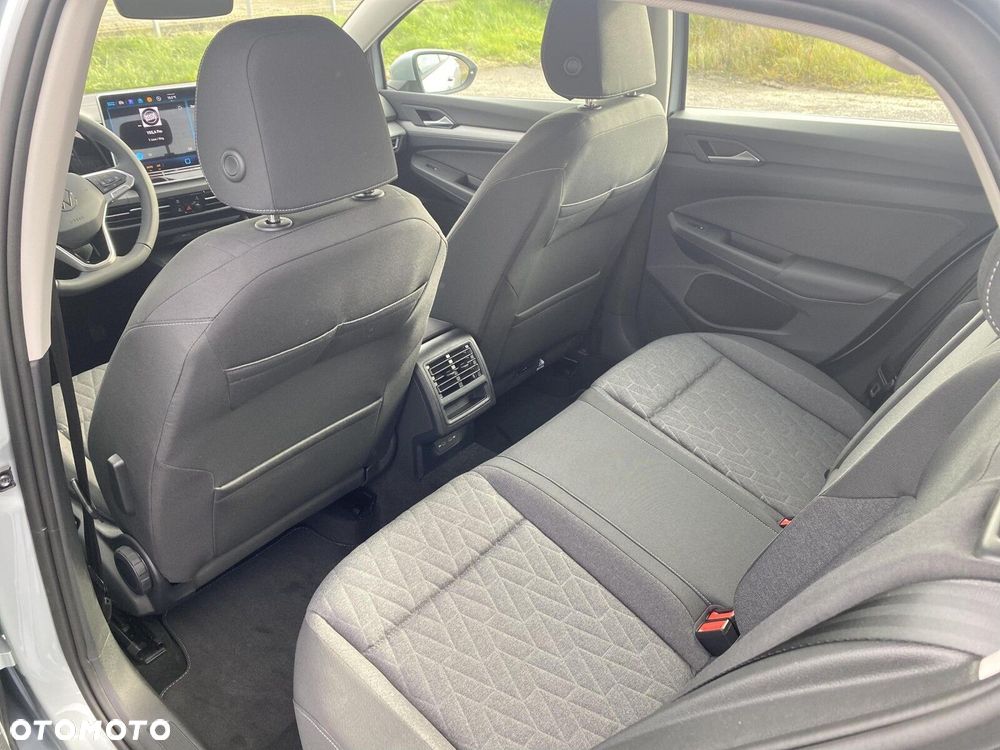 Volkswagen Golf - 21