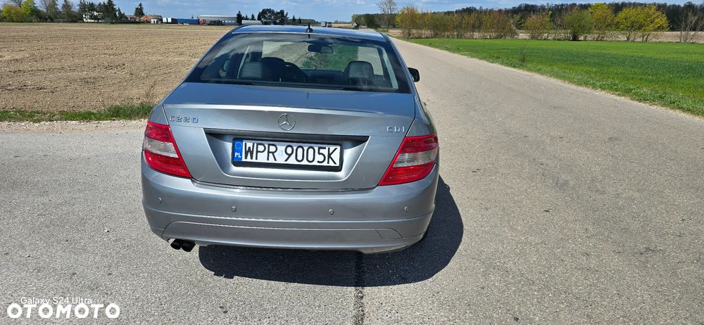 Mercedes-Benz Klasa C 200 CDI BlueEff Elegance - 4