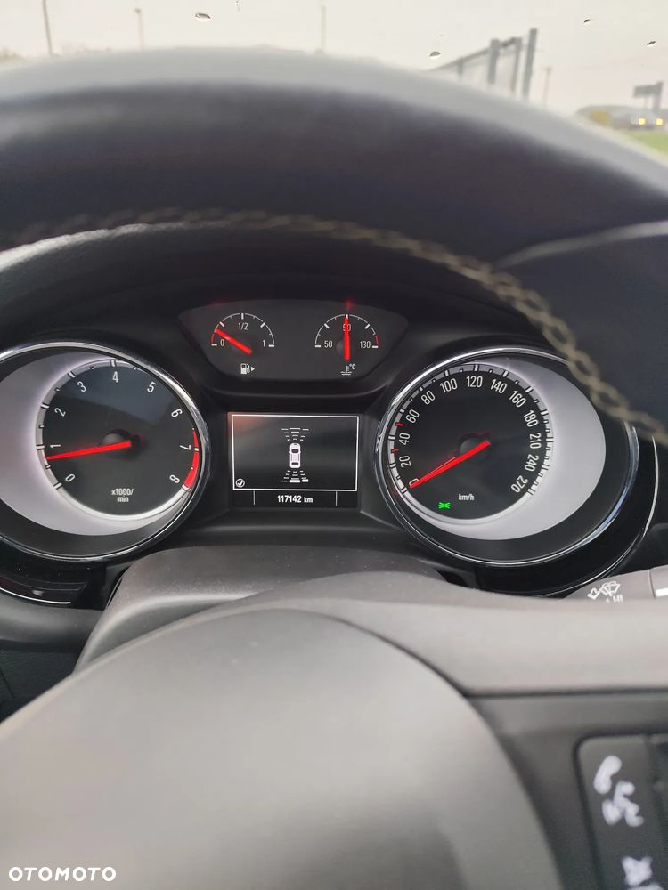 Opel Astra 1.4 Turbo Edition - 21