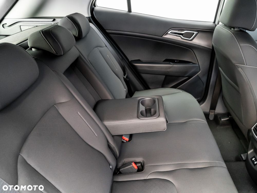 Kia Sportage 1.6 T-GDI HEV M 2WD - 17