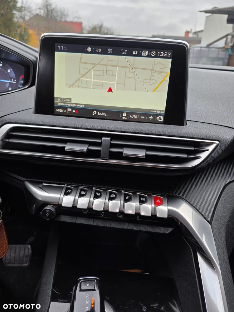 Peugeot 3008 1.6 BlueHDi Active S&S EAT6 - 10