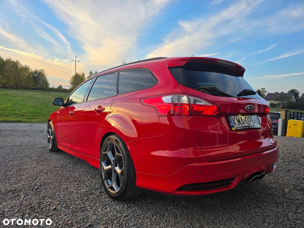 Ford Focus 2013 photo 5
