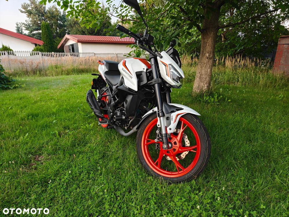 QJMOTOR SRK 125S - 2
