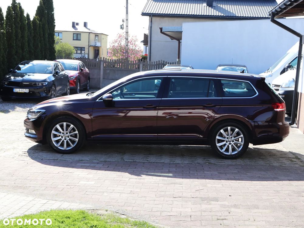 Volkswagen Passat 2.0 TDI SCR DSG Comfortline - 8