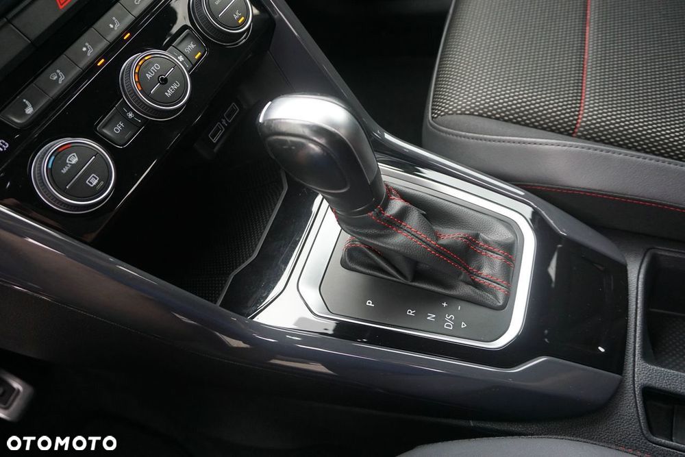 Volkswagen T-Roc 2.0 TDI SCR DSG Sport - 21