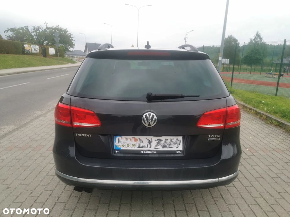 Volkswagen Passat Variant 2.0 Blue TDI SCR Highline - 5
