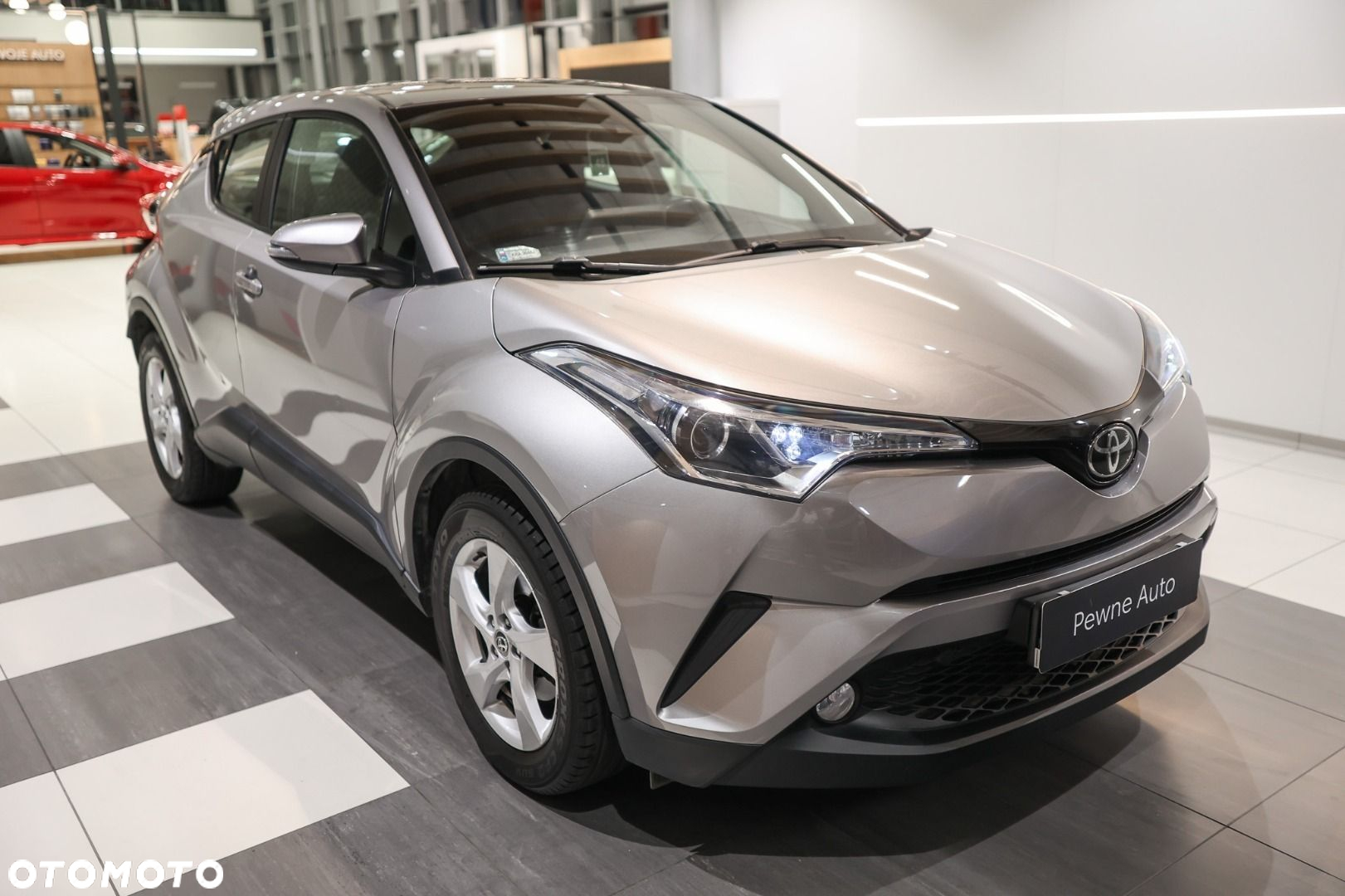 Toyota C-HR - 3