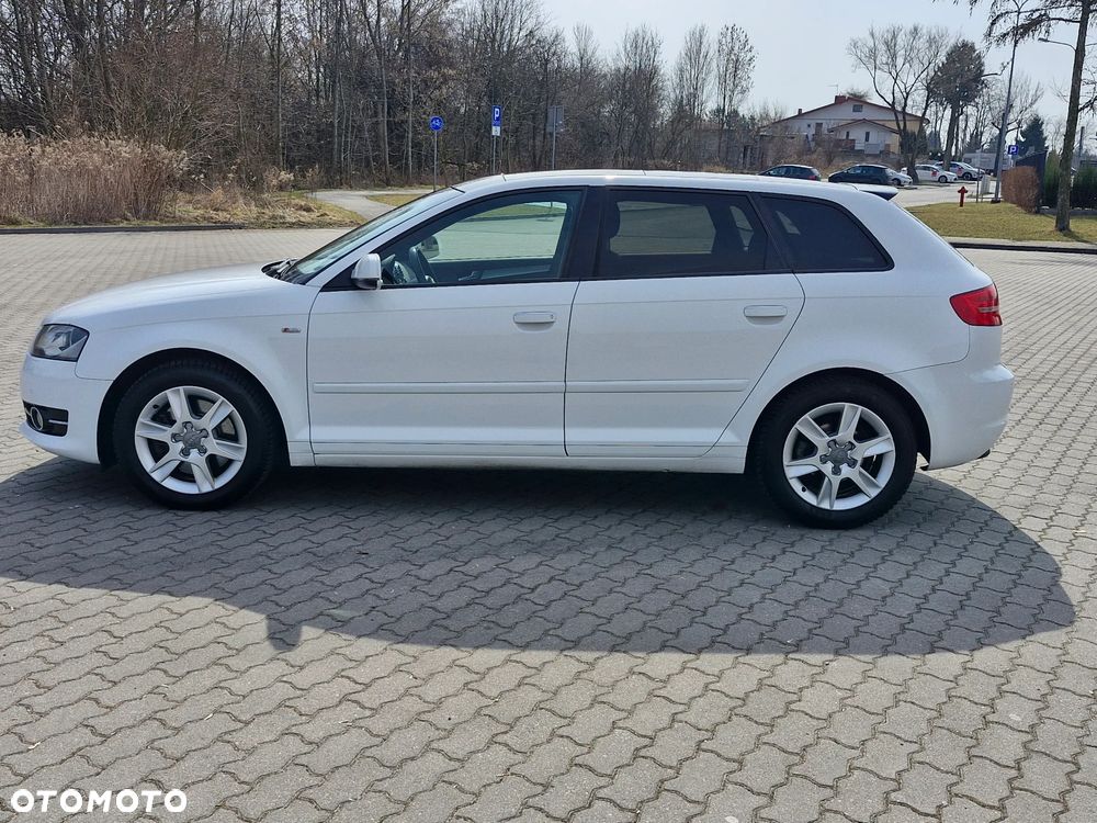 Audi A3 Sportback 2.0 TDI DPF S line Sportpaket (plus) - 7