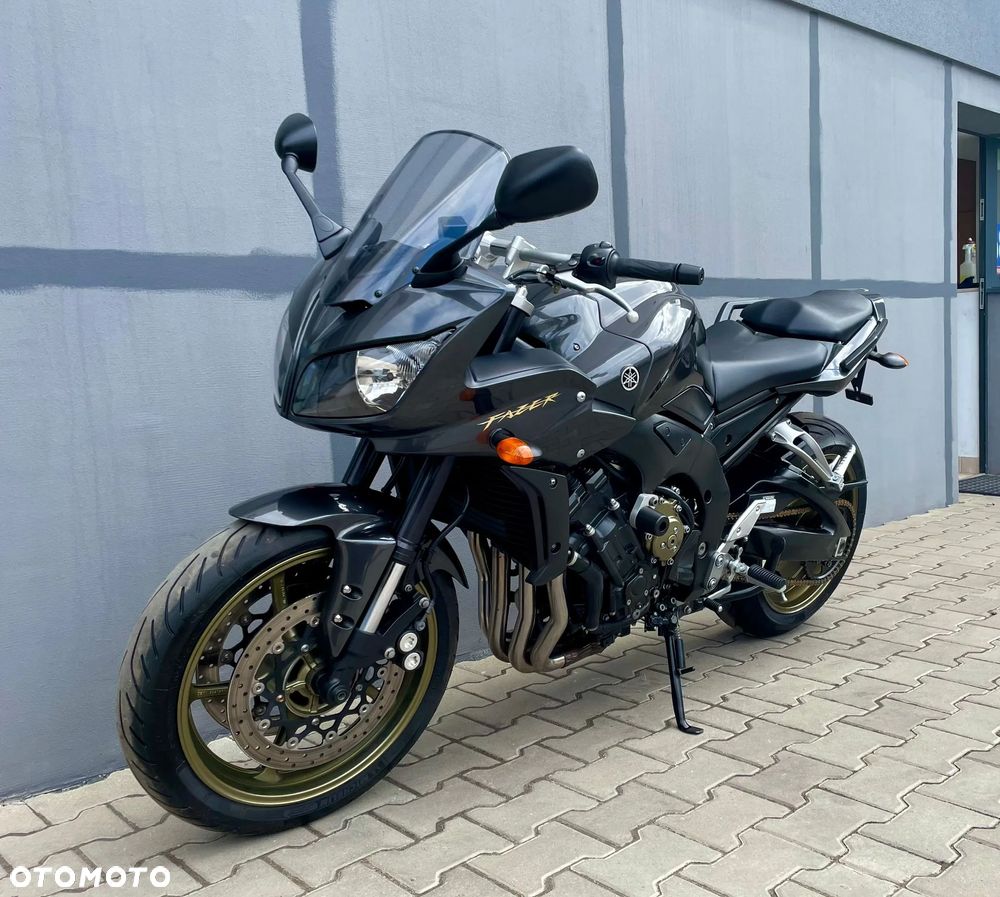 Yamaha FZ - 4