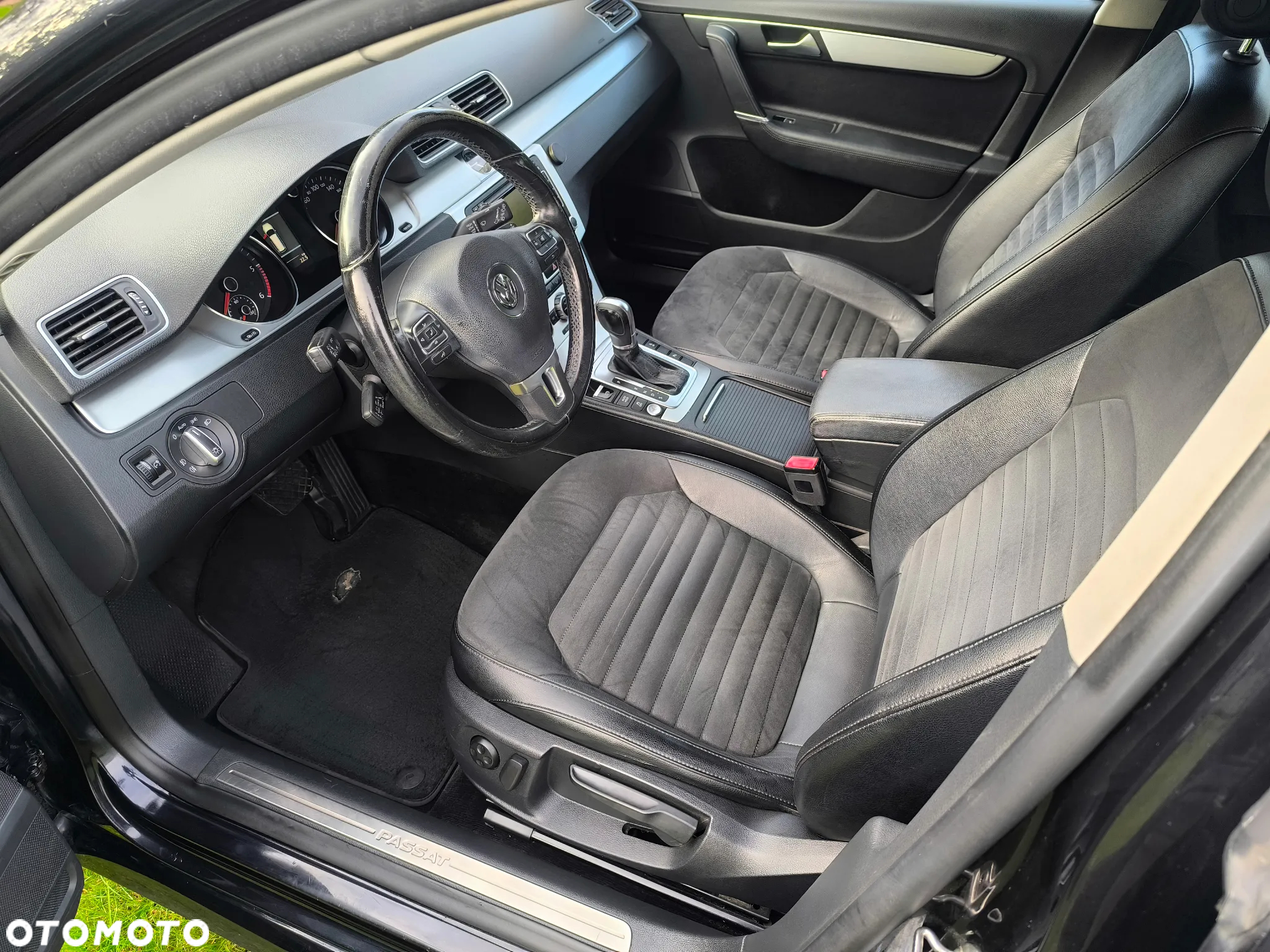 Volkswagen Passat 2.0 TDI Highline DSG - 12