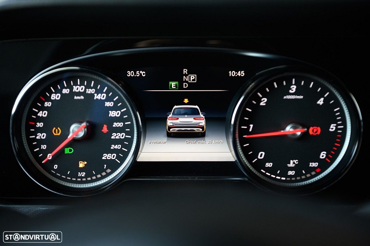 Mercedes-Benz E 220 d 4-Matic All Terrain Avantgarde - 49