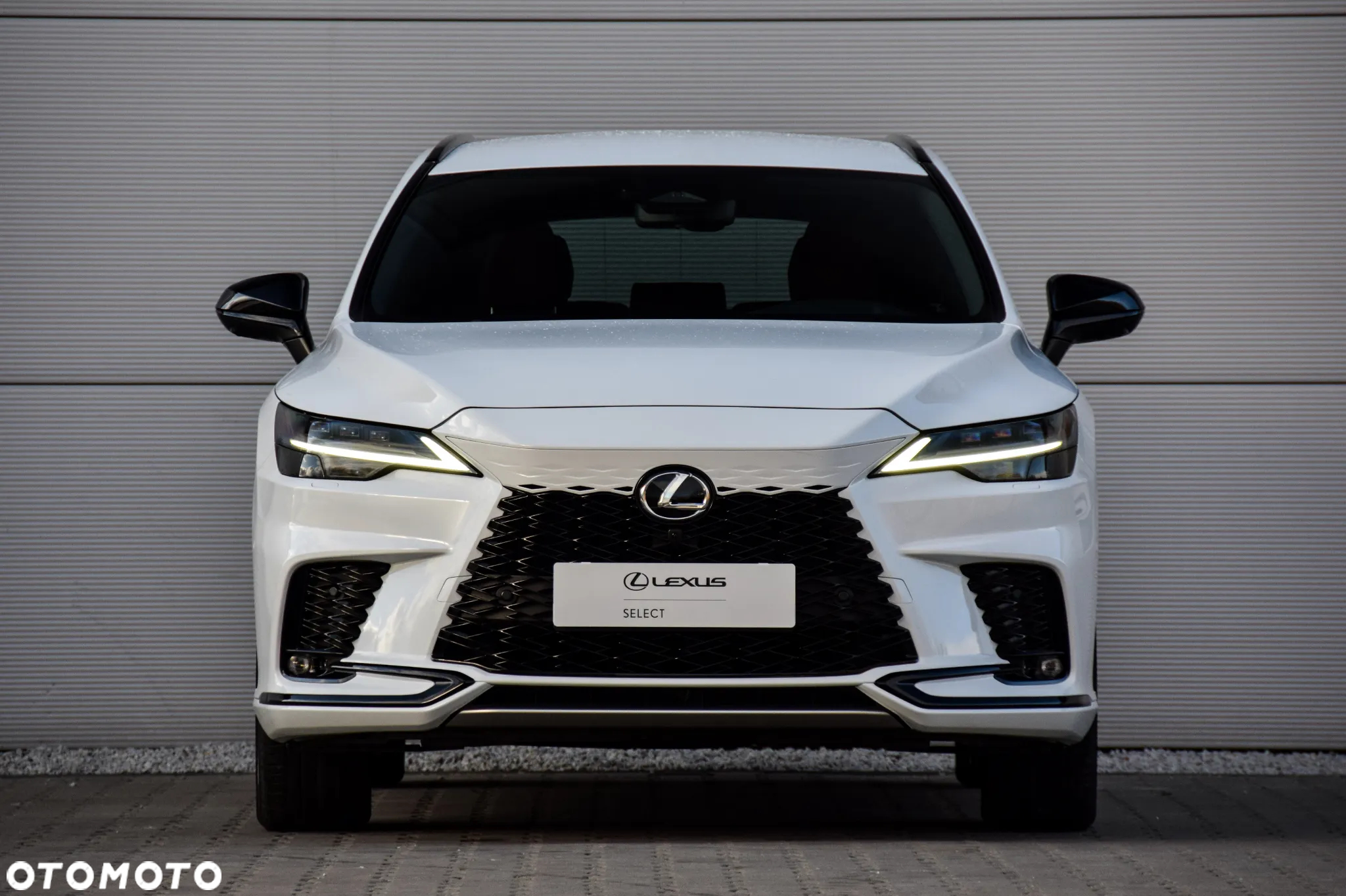 Lexus RX 500h F Sport - 13