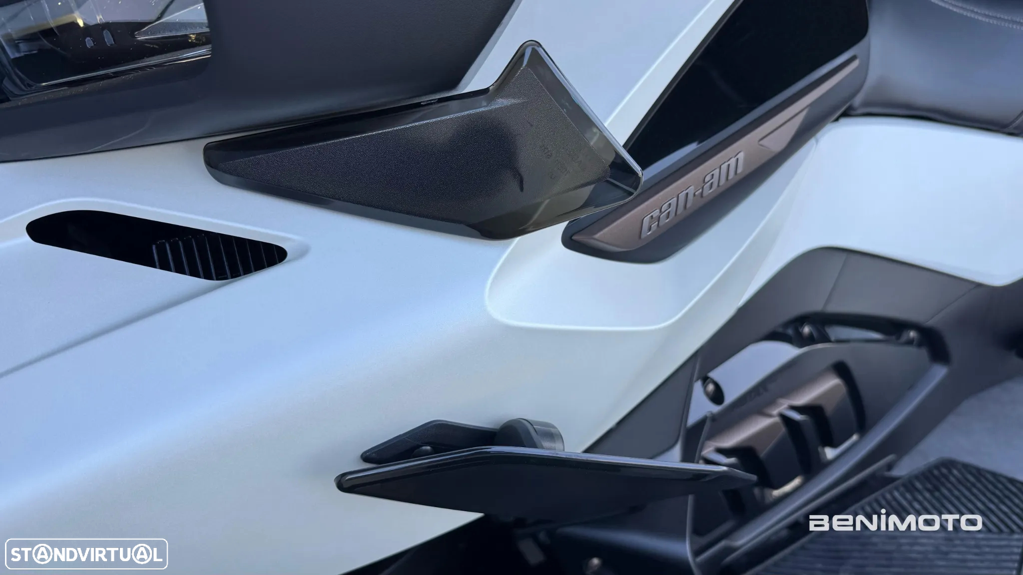 Can-Am Spyder RT Limited Sea-To-Sky - 15