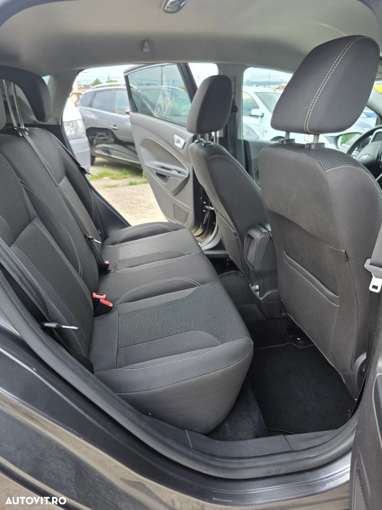 Ford Fiesta 1.5 TDCi Titanium - 13