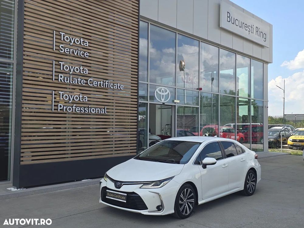 Toyota Corolla - 2