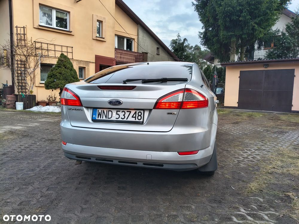 Ford Mondeo 1.8 TDCi Ambiente - 3