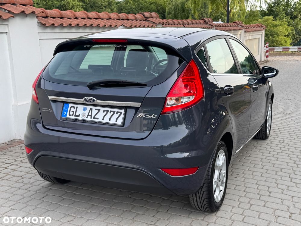 Ford Fiesta - 38