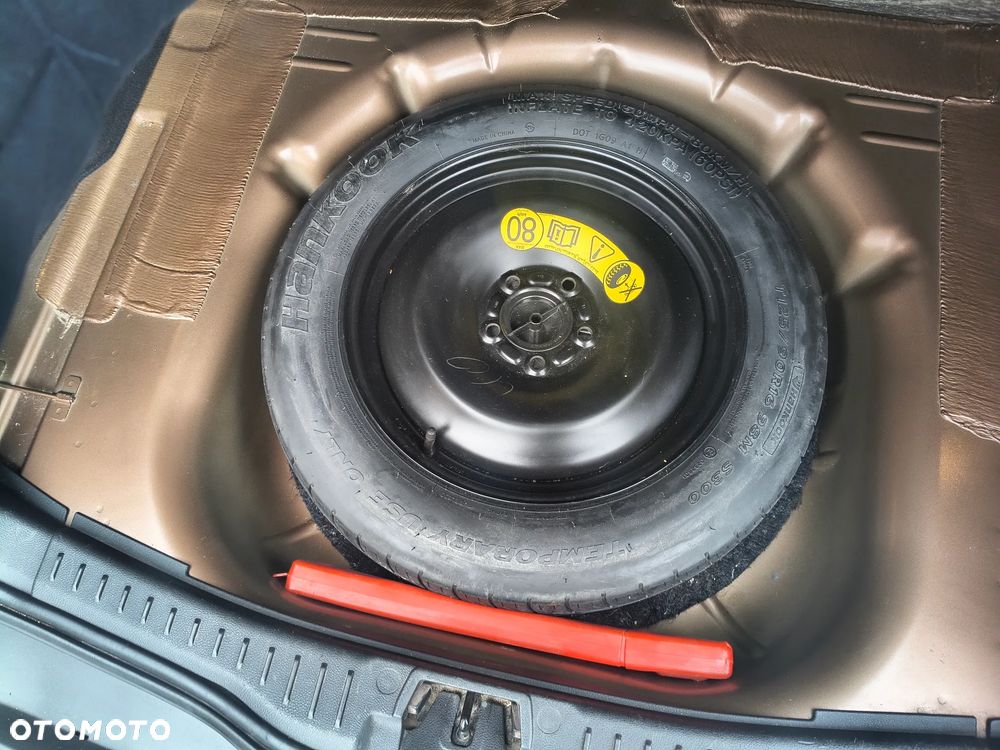 Ford Focus 1.6 TDCi DPF Champions Edition - 23