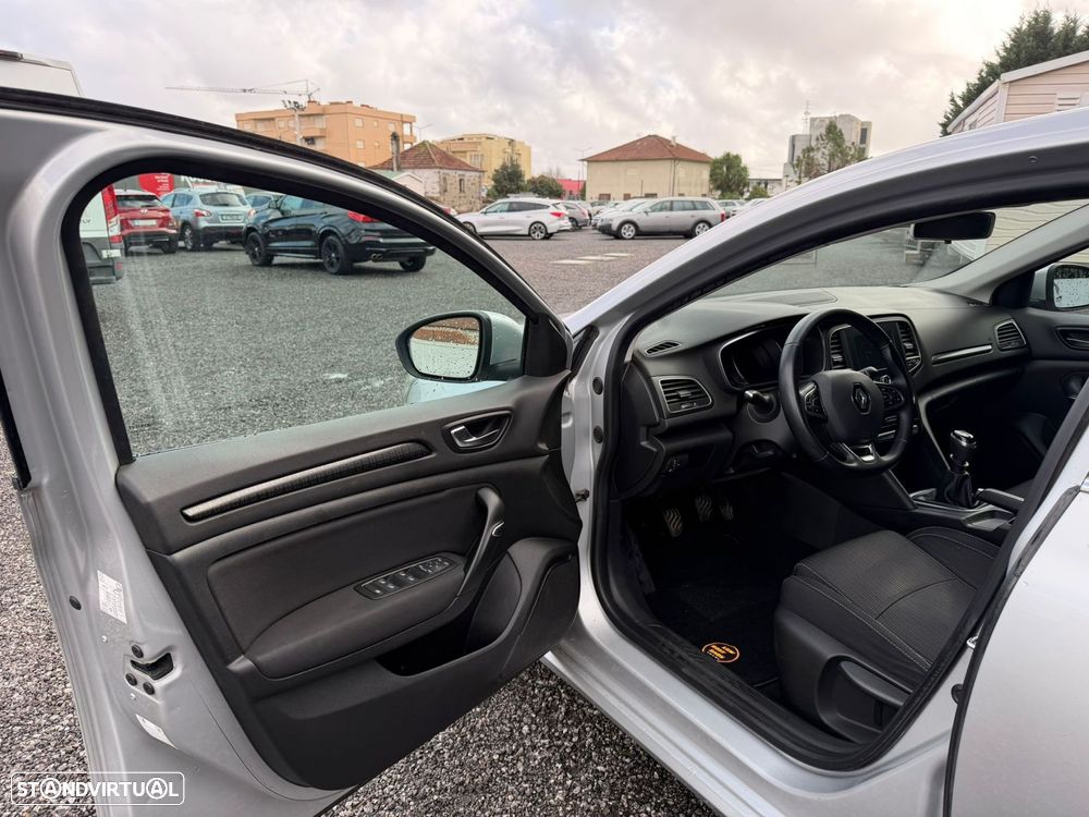 Renault Mégane 1.5 dCi Confort SS - 14
