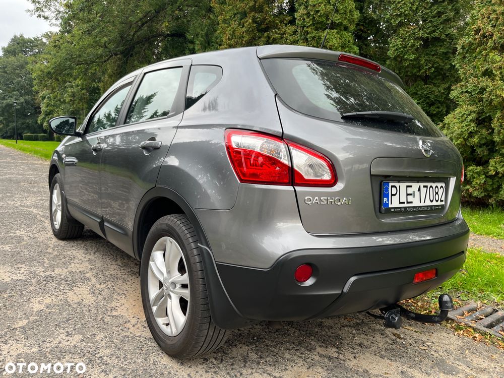 Nissan Qashqai - 2