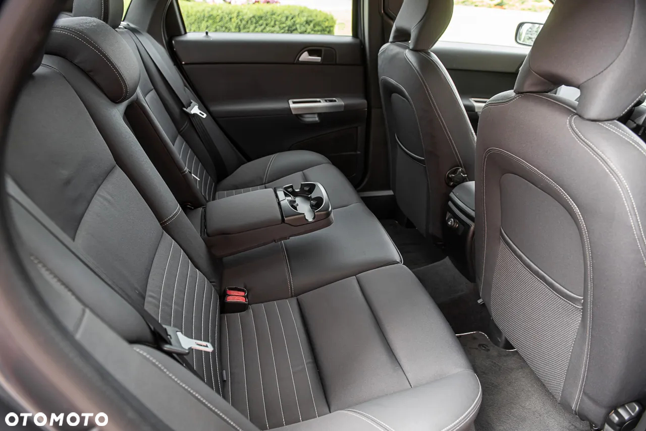 Volvo S40 T5 Sport - 25