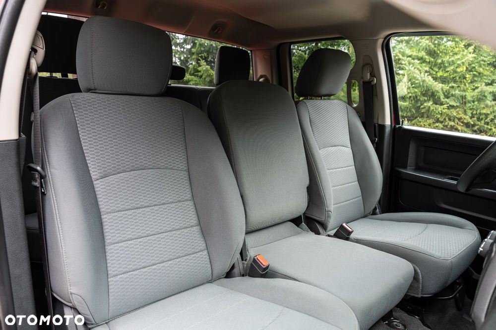 RAM 1500 Quad Cab Sport - 27