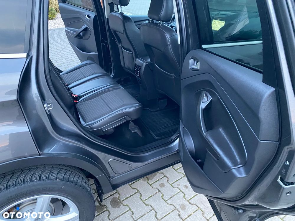 Ford Kuga 1.5 EcoBoost FWD Titanium X - 35