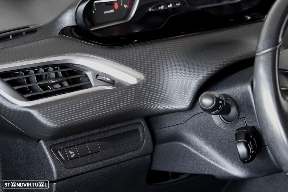 Peugeot 208 1.2 PureTech Style - 14